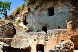 Le grotte millenarie di Zungri